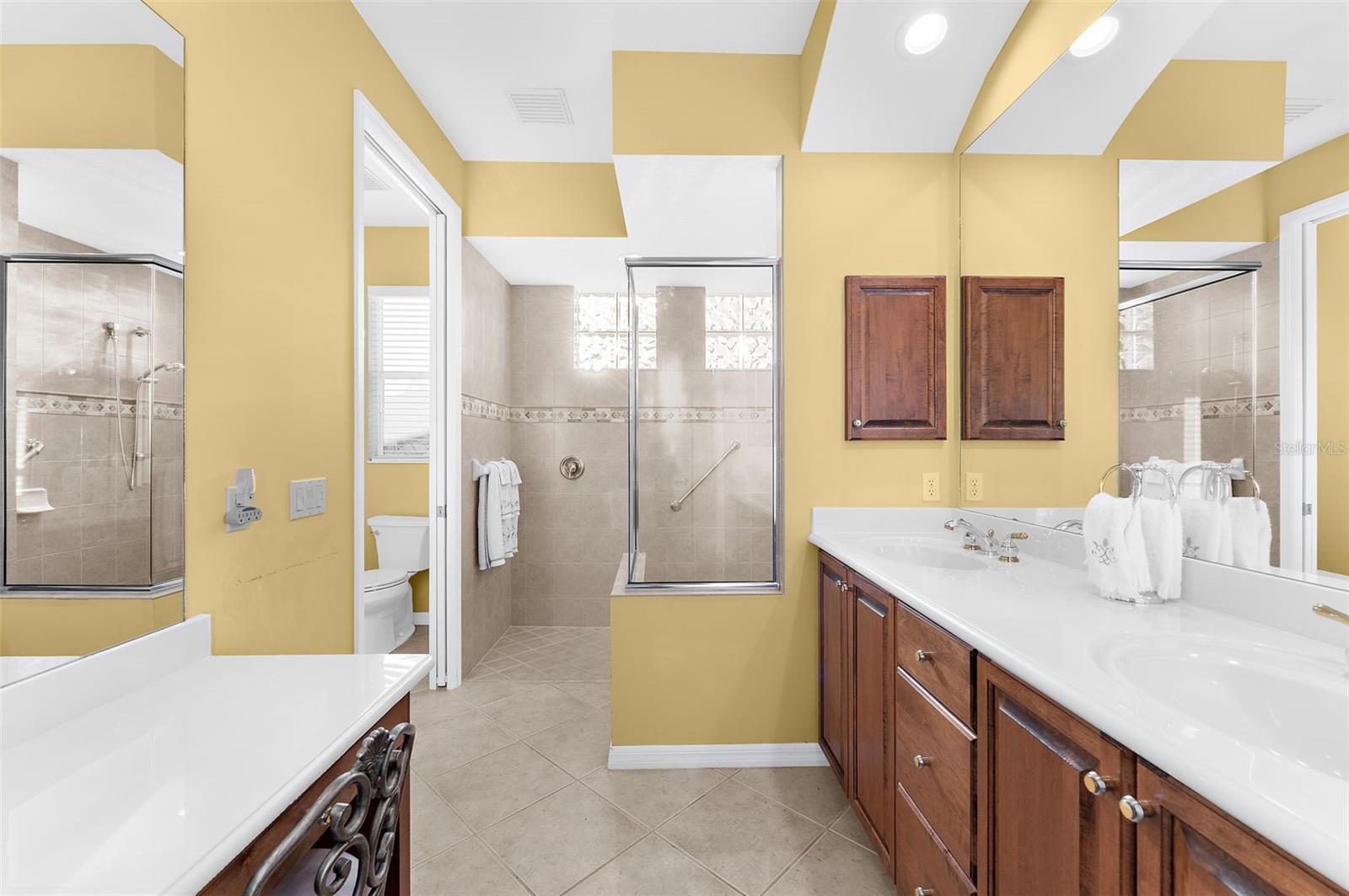 2524 JEFFERSON CIR — photo 16