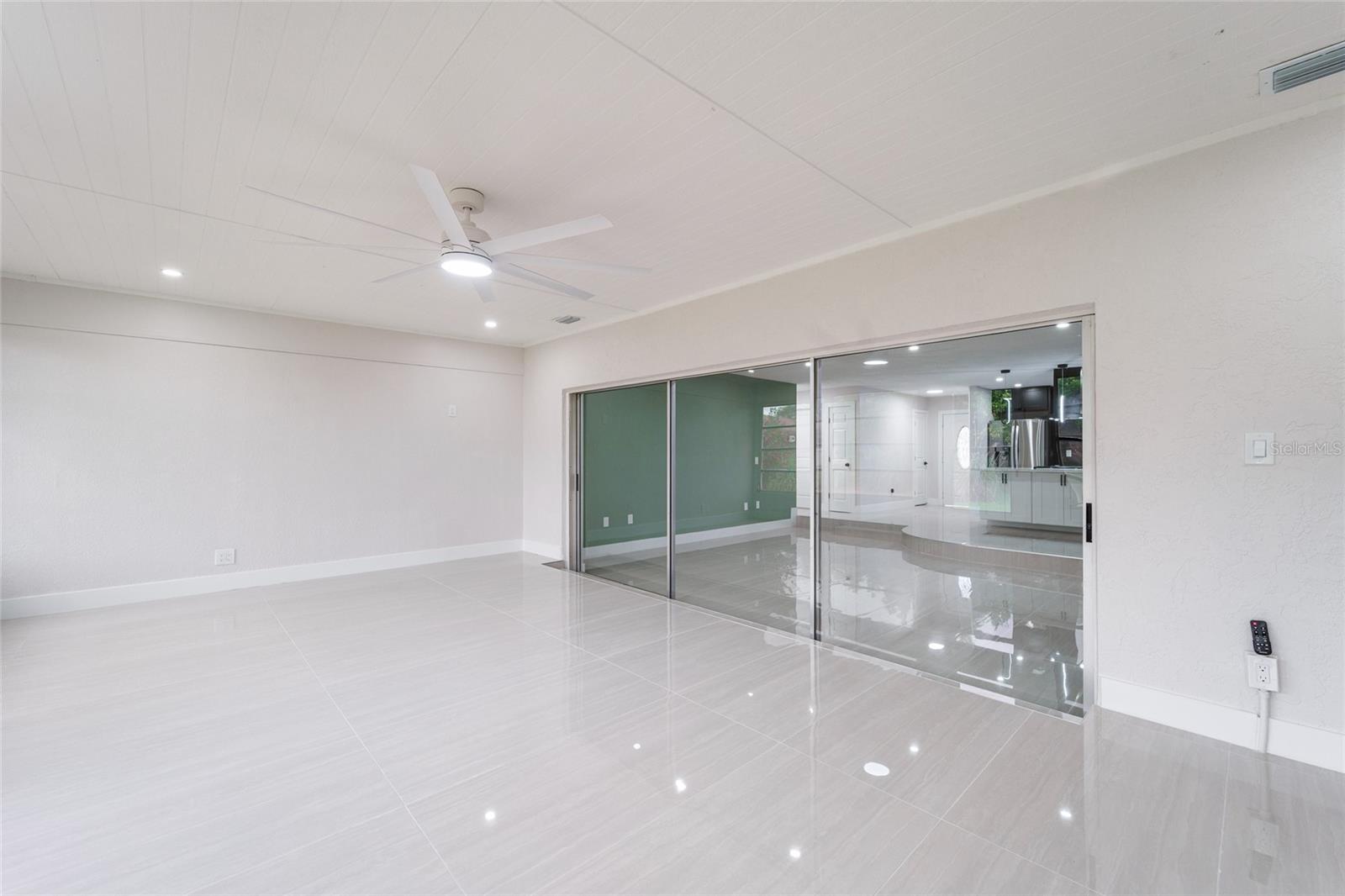 1149 S CYPRESS POINT DR — photo 42