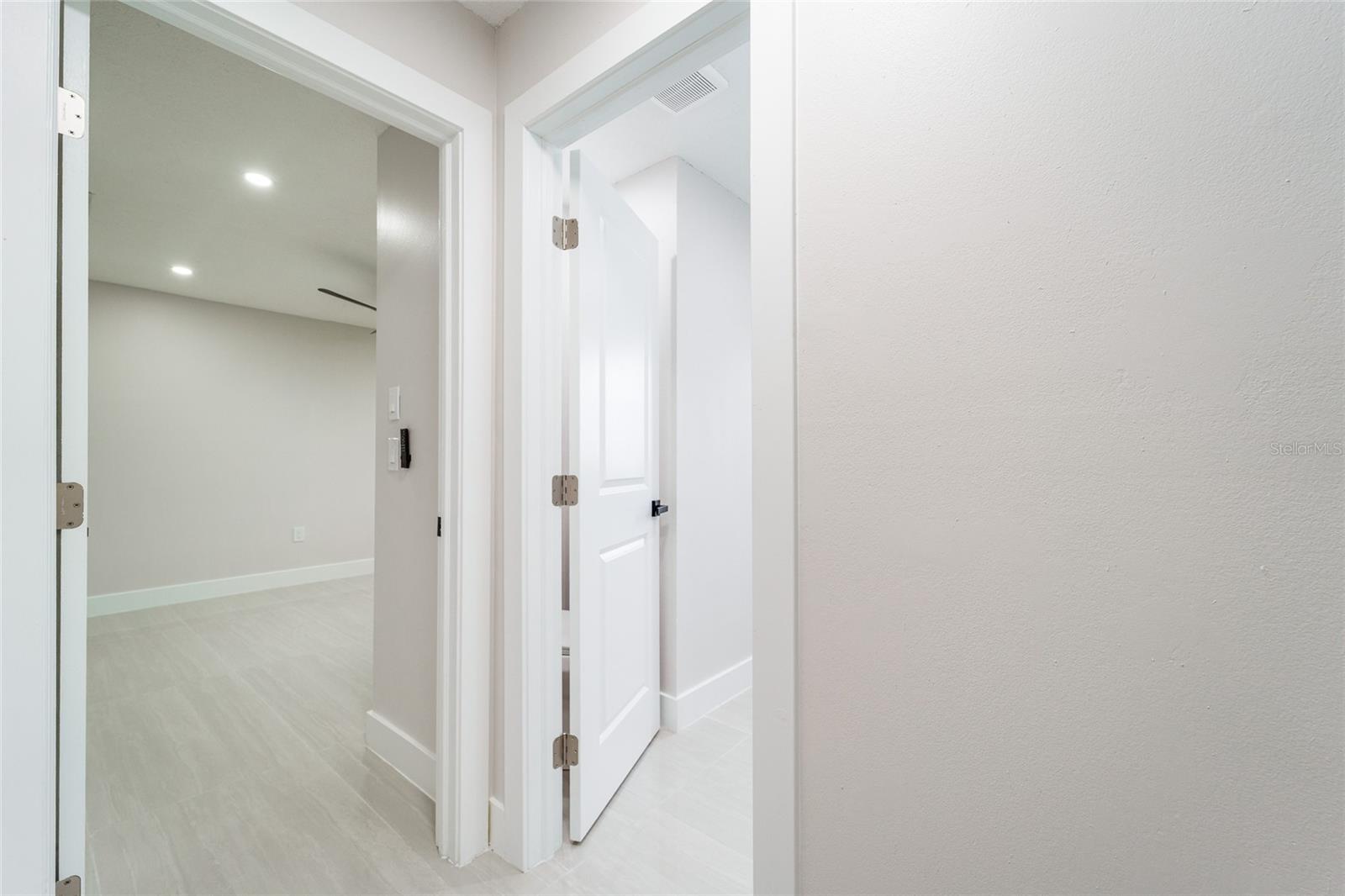 1149 S CYPRESS POINT DR — photo 73