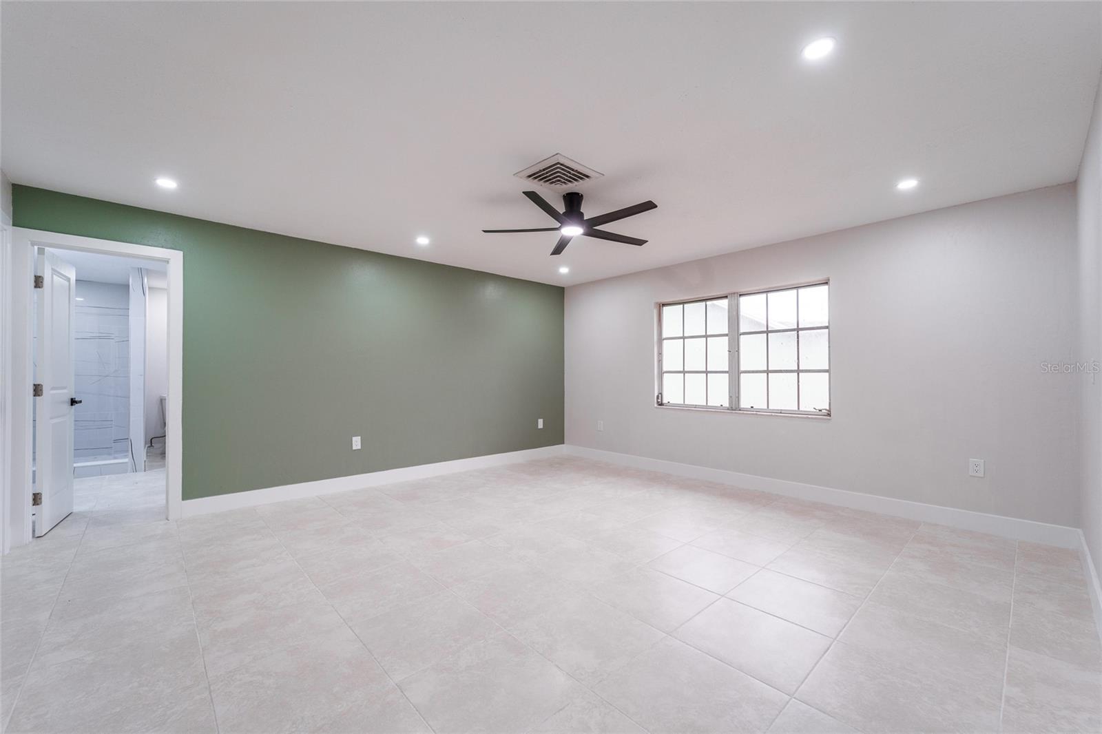 1149 S CYPRESS POINT DR — photo 46