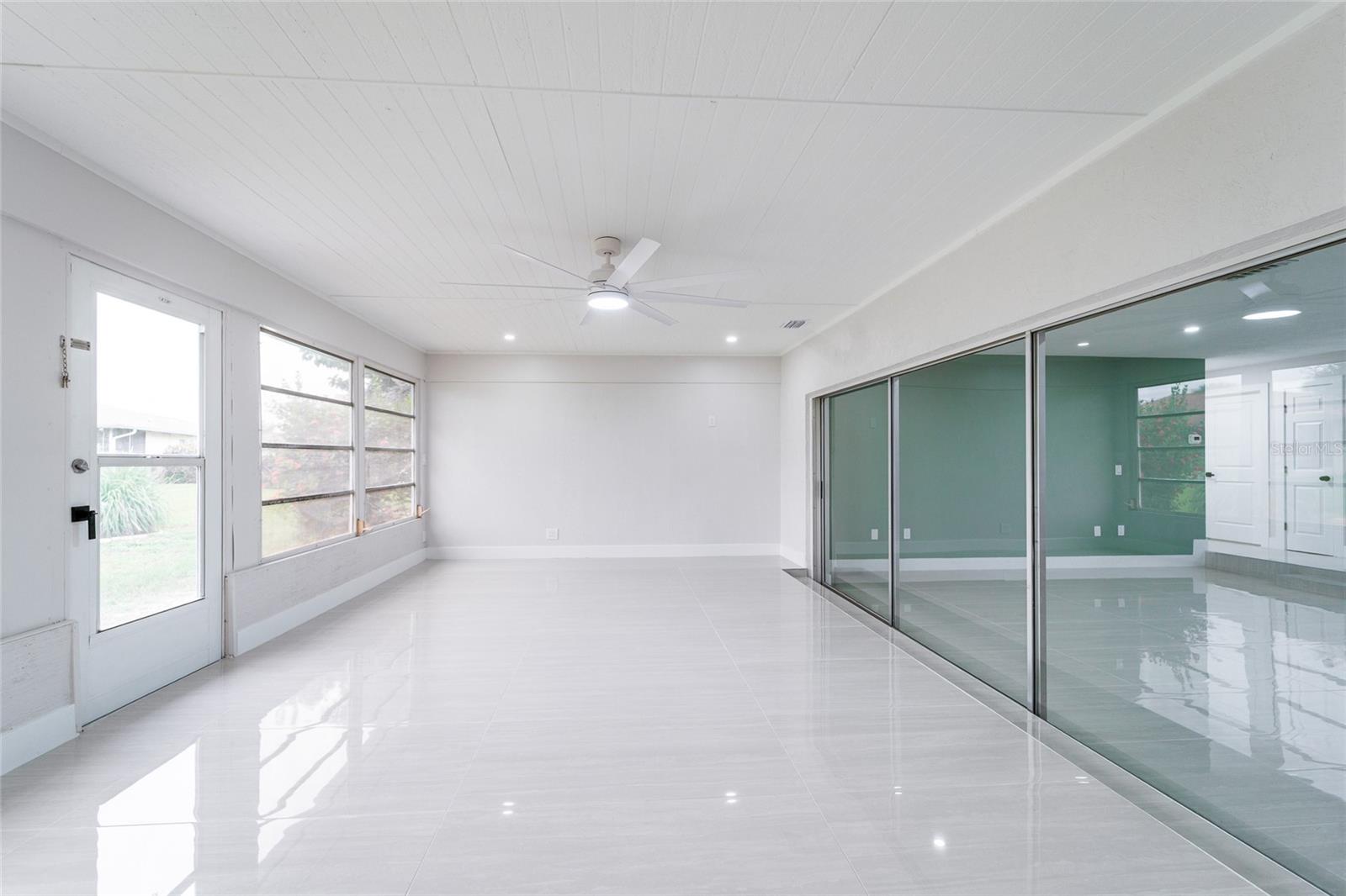 1149 S CYPRESS POINT DR — photo 41
