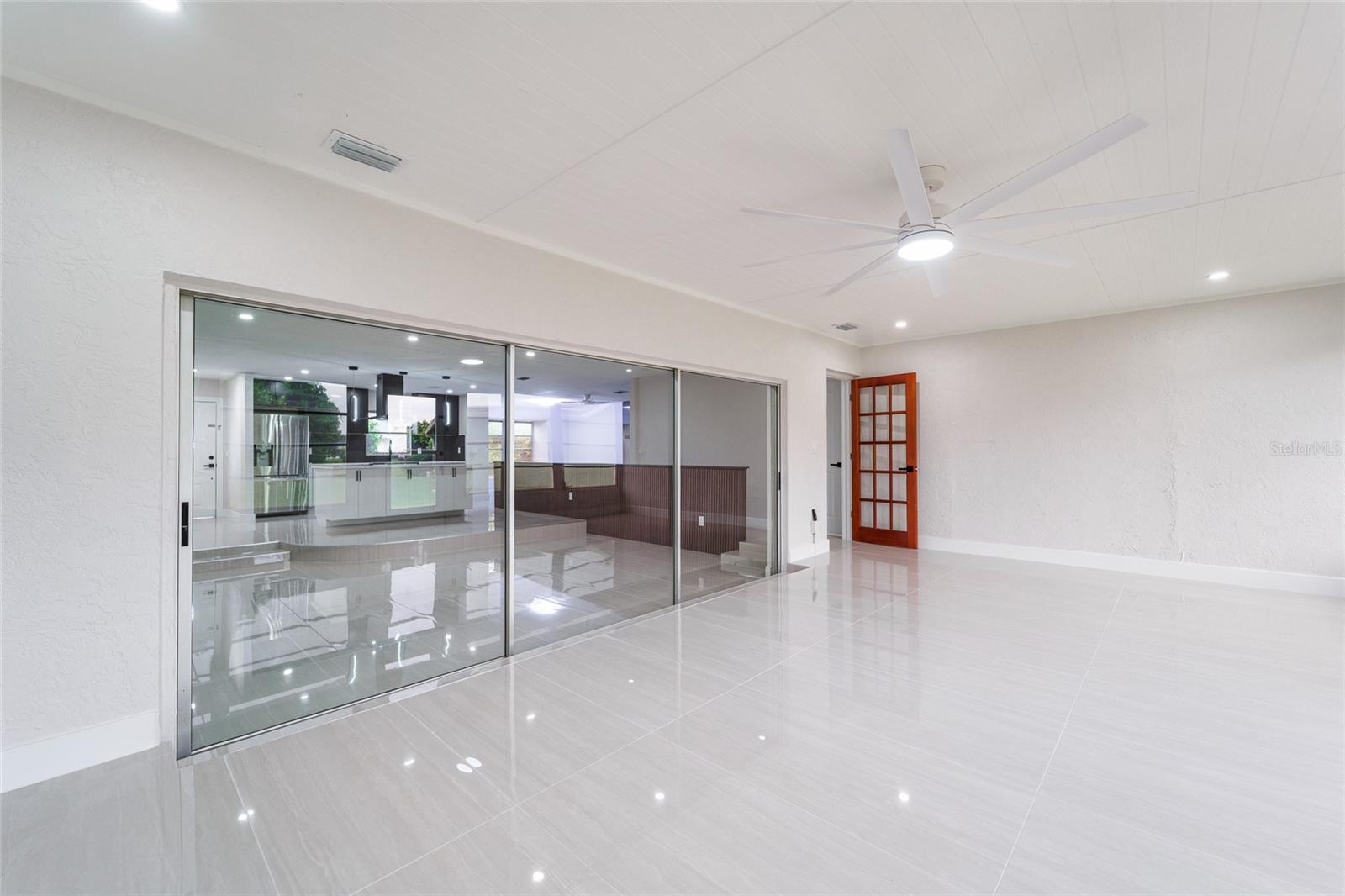 1149 S CYPRESS POINT DR — photo 43