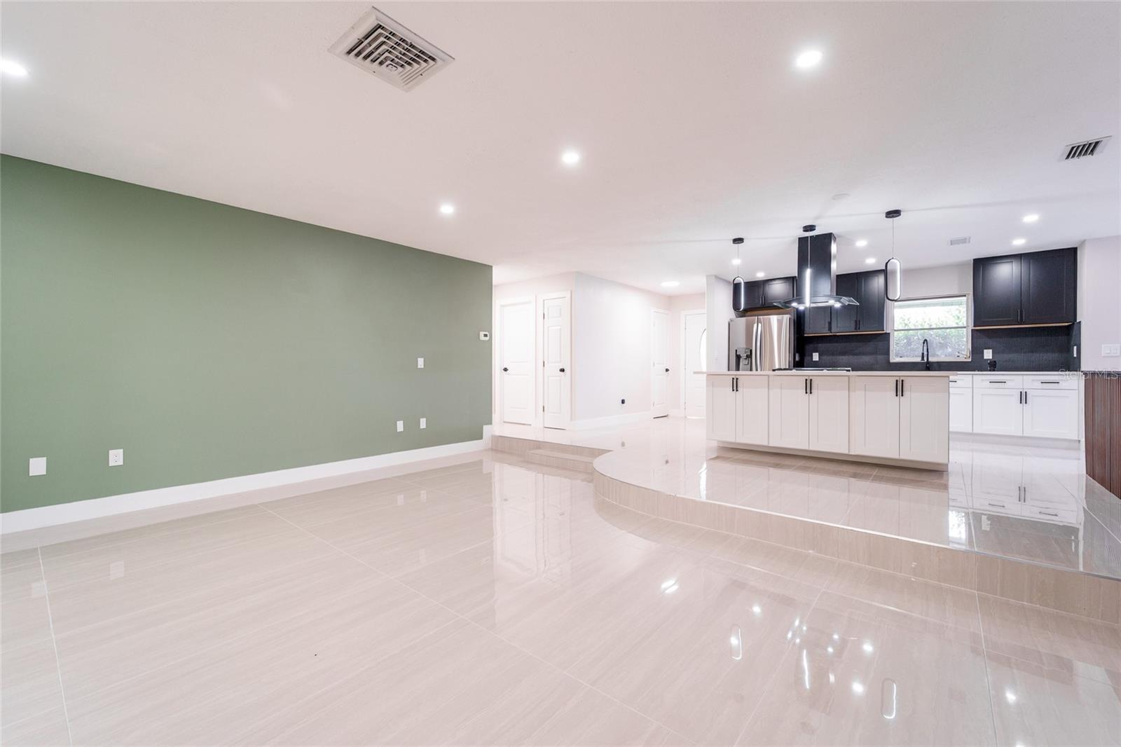 1149 S CYPRESS POINT DR — photo 18