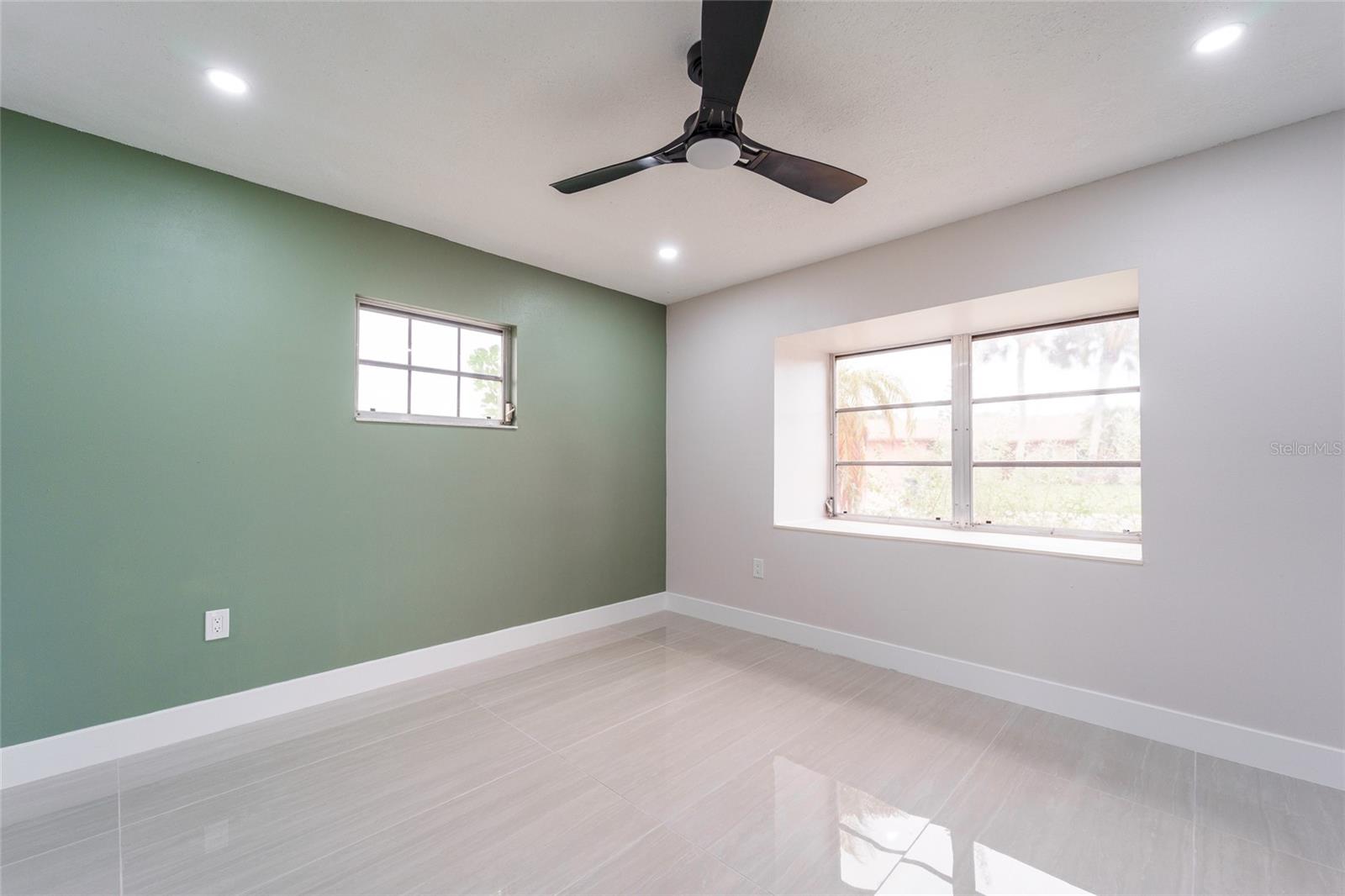 1149 S CYPRESS POINT DR — photo 68