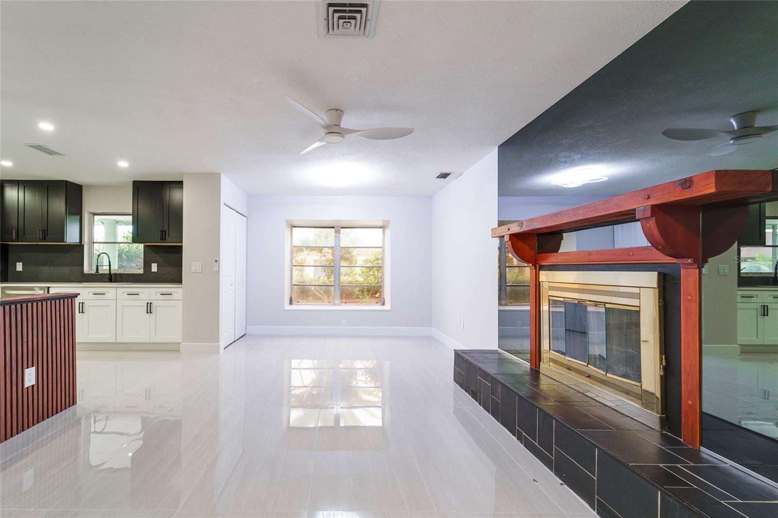1149 S CYPRESS POINT DR — photo 34