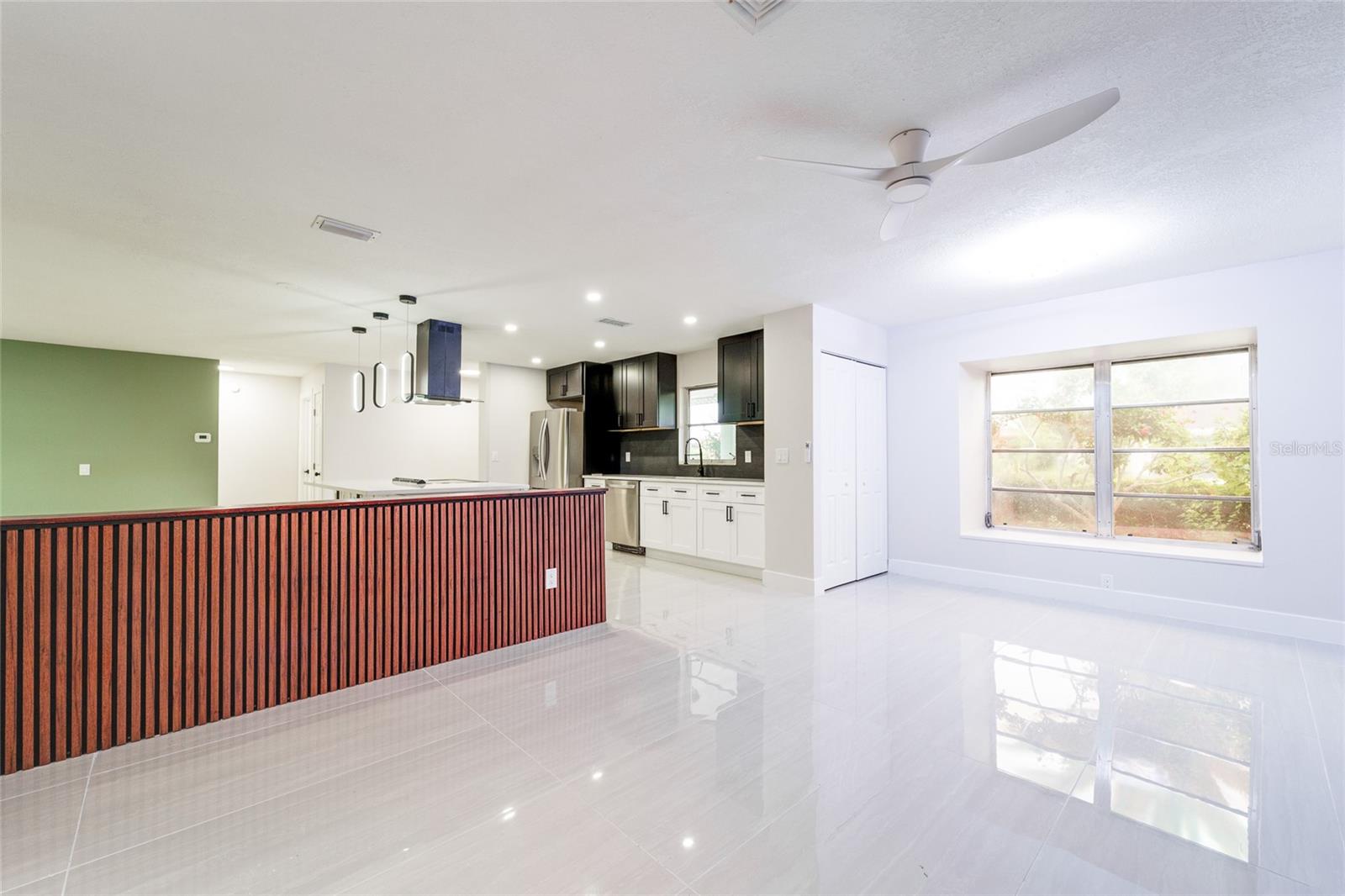 1149 S CYPRESS POINT DR — photo 33