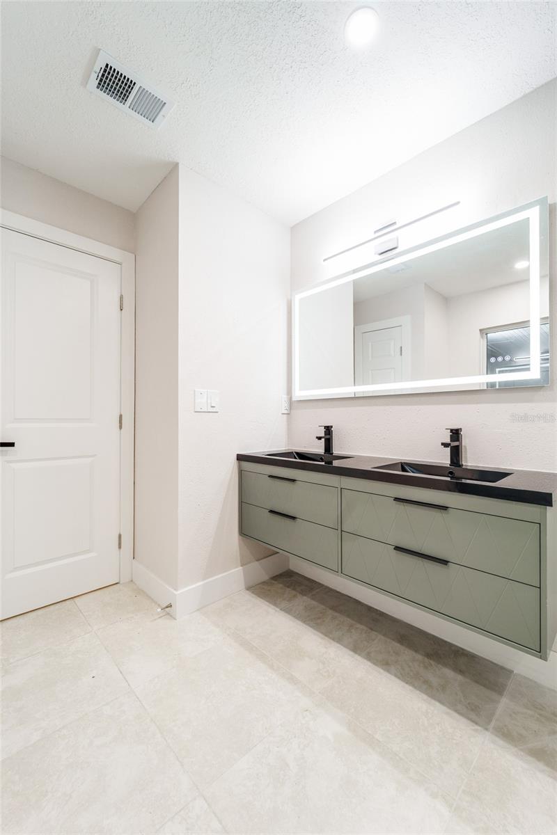 1149 S CYPRESS POINT DR — photo 59