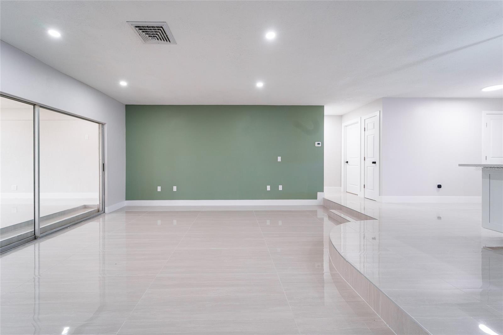 1149 S CYPRESS POINT DR — photo 21