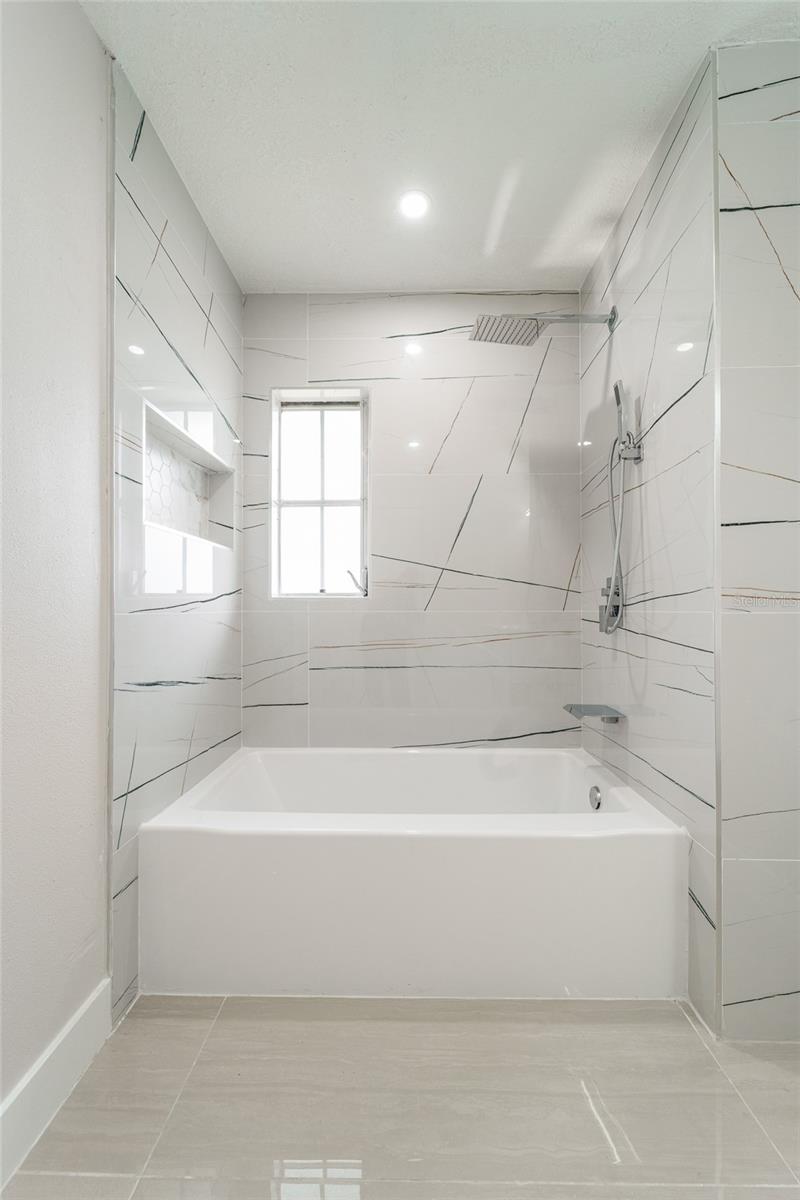 1149 S CYPRESS POINT DR — photo 82