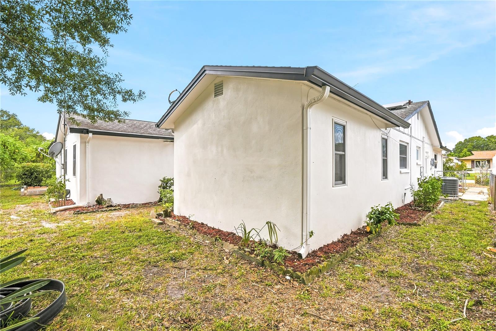 6236 HOPEWELL DR — photo 42