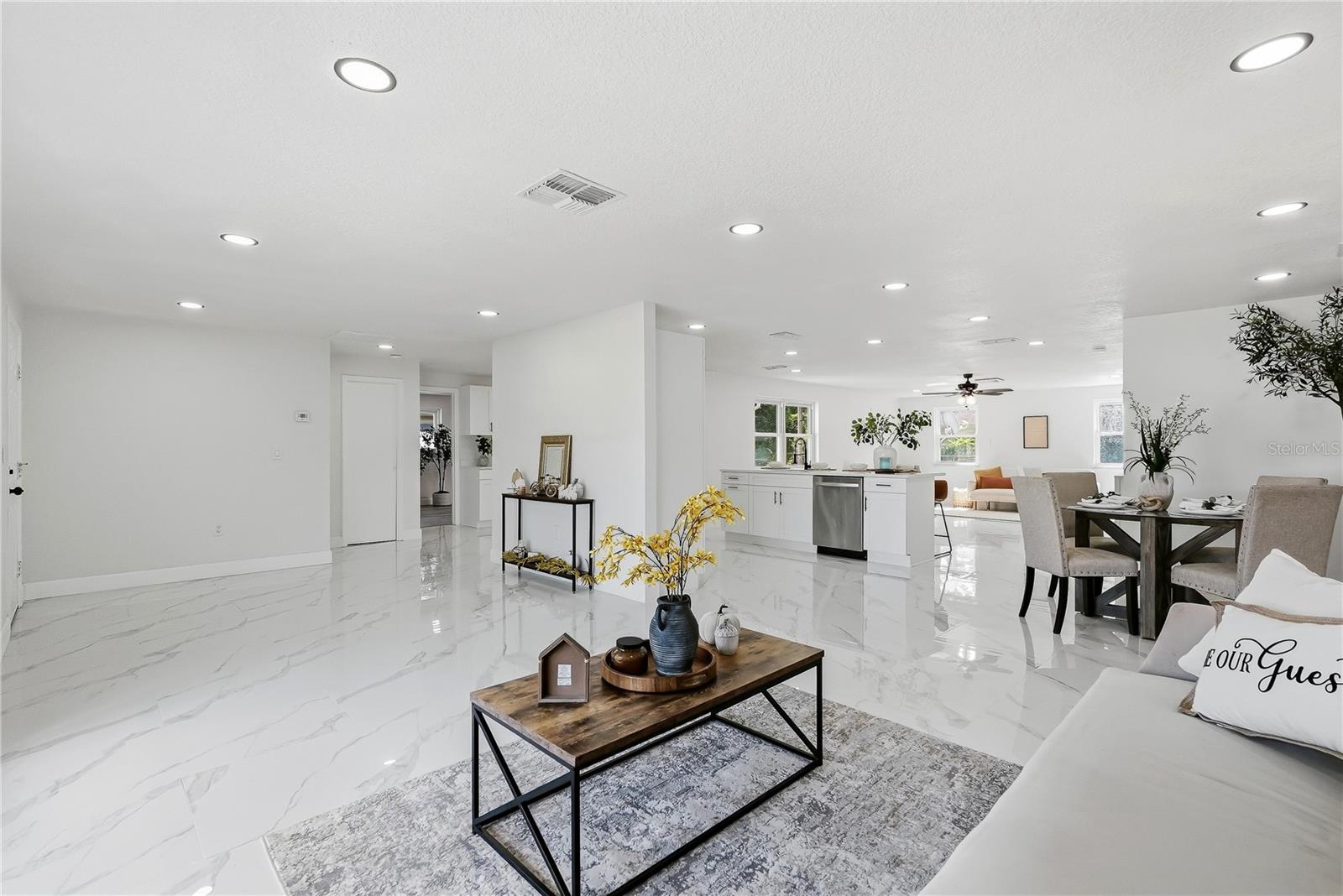 6236 HOPEWELL DR — photo 11