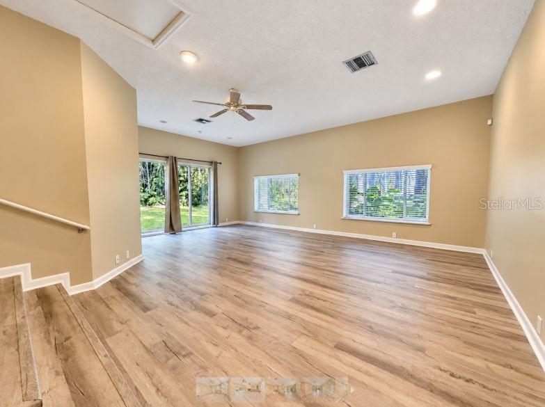 18109 CRAWLEY RD — photo 13