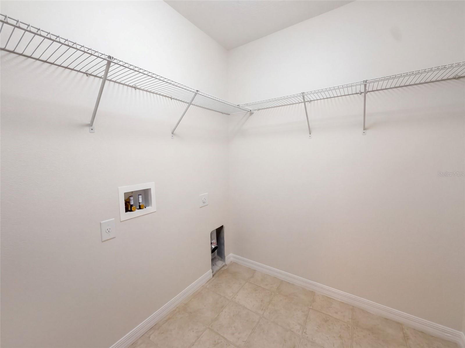 7607 TANGLE RUSH DR — photo 26