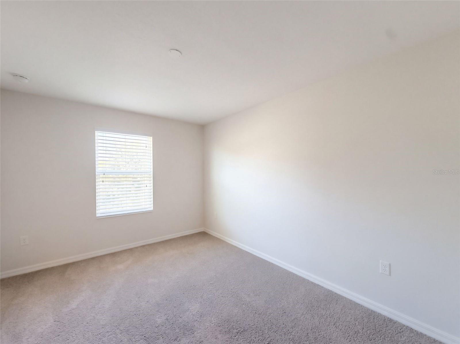 7607 TANGLE RUSH DR — photo 11