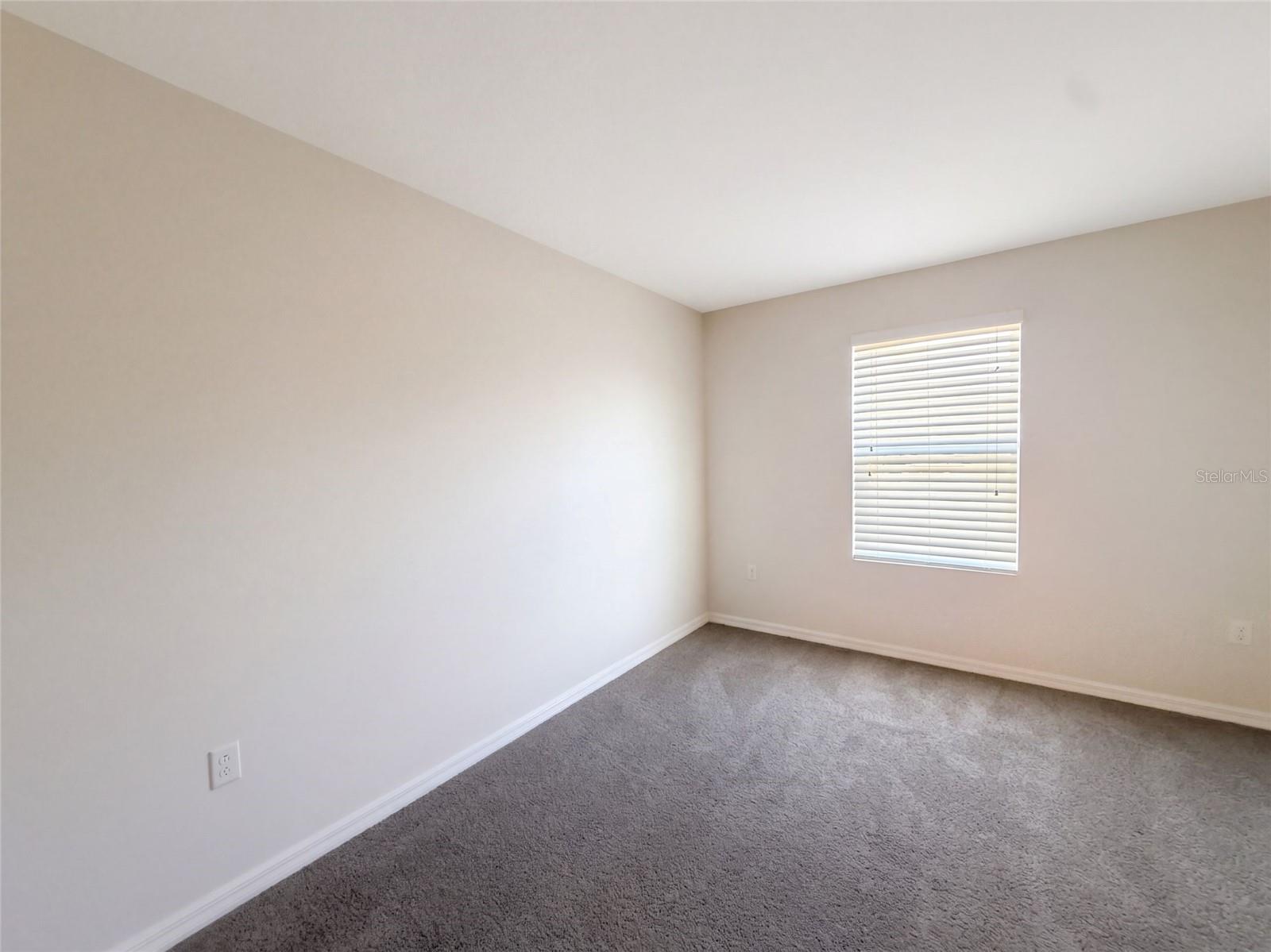 7607 TANGLE RUSH DR — photo 12