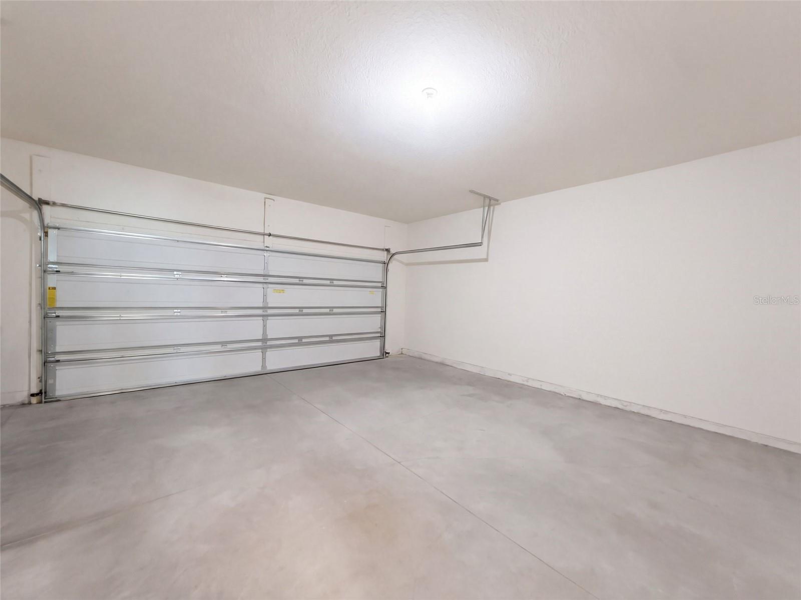 7607 TANGLE RUSH DR — photo 28