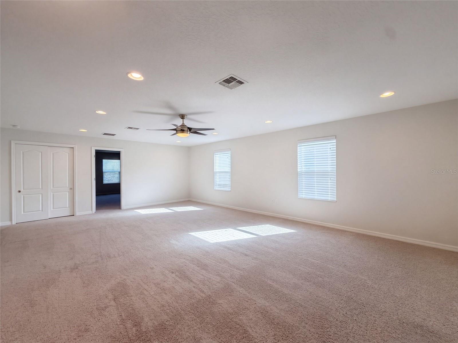 7607 TANGLE RUSH DR — photo 24