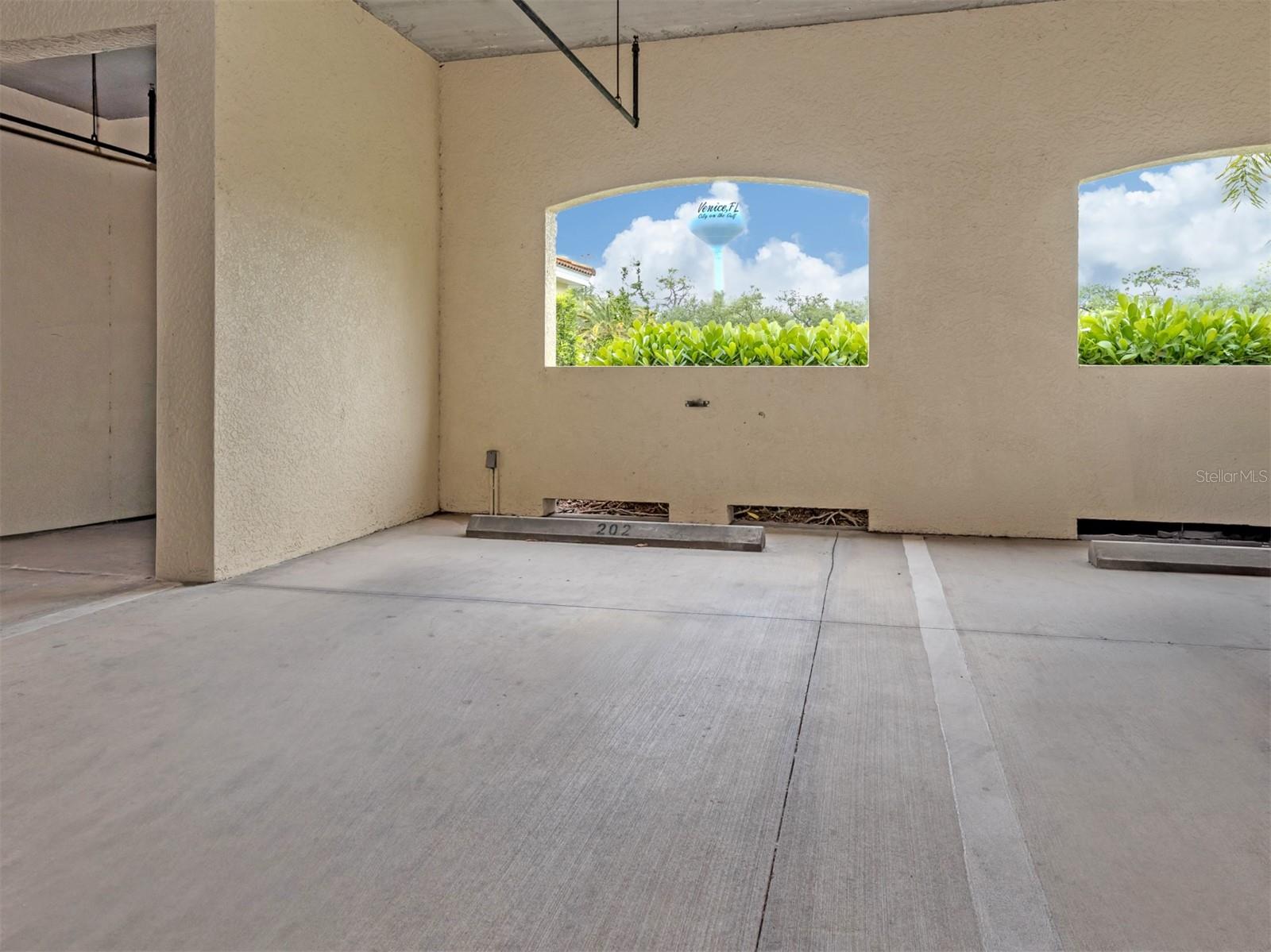 940 COOPER ST #202 — photo 3