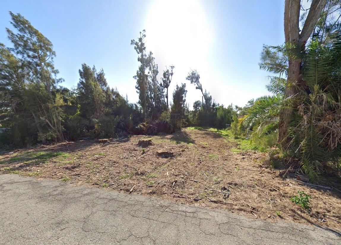 250 WASHINGTON AVE — photo 2