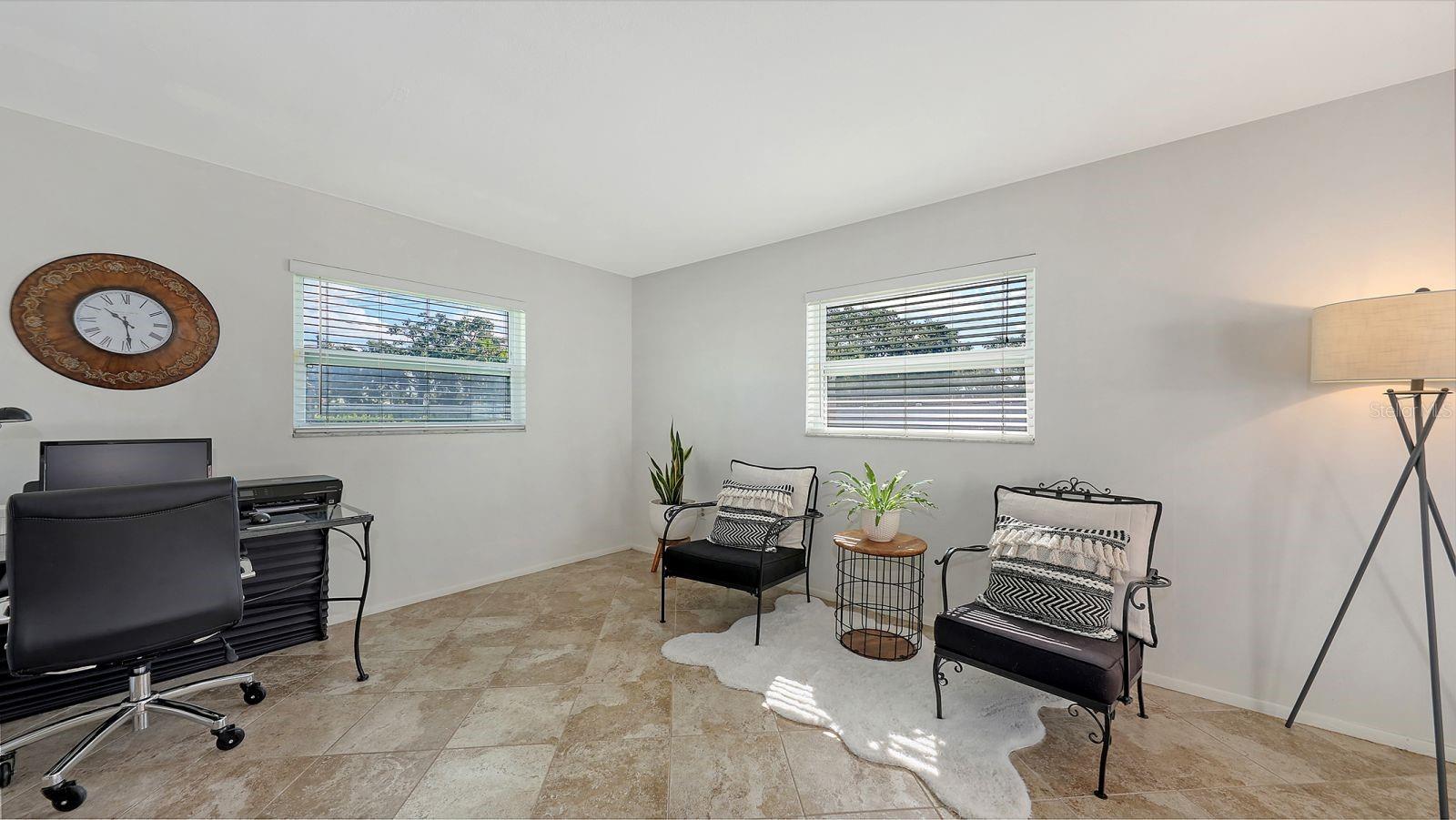 6717 ROXBURY DR — photo 17