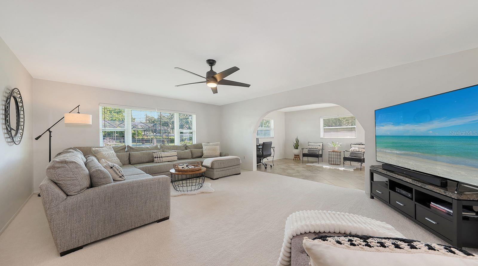 6717 ROXBURY DR — photo 12