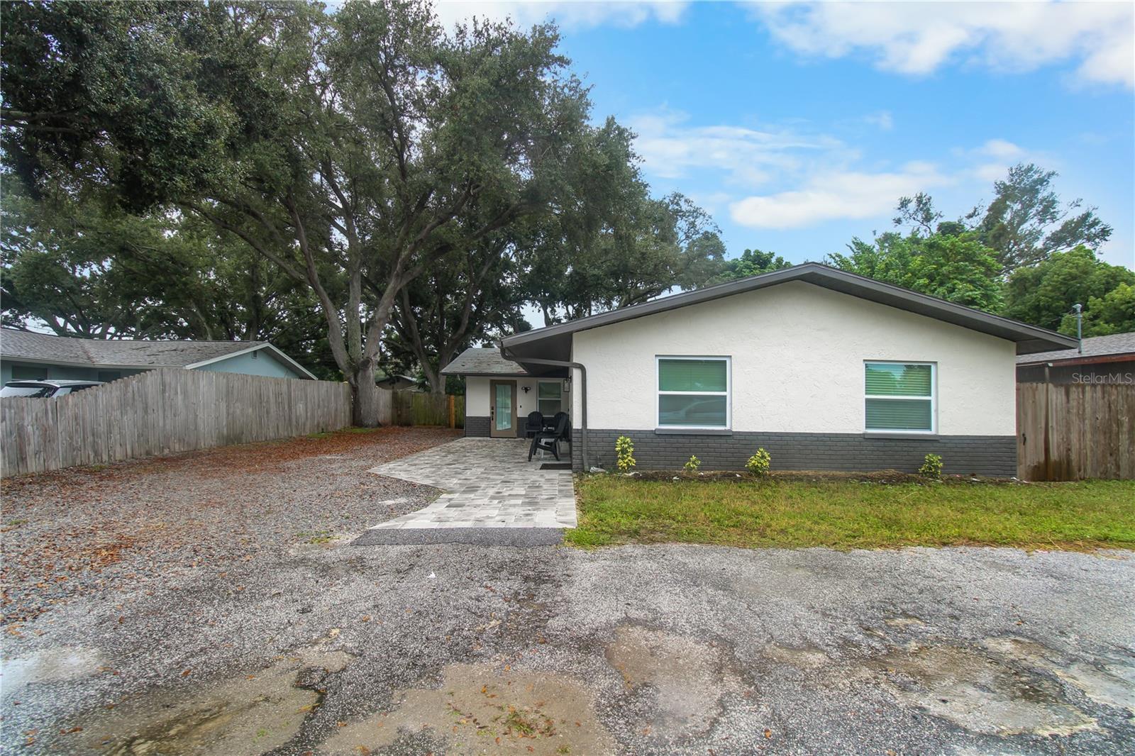 3050 MEADOW LAKE AVE — photo 37