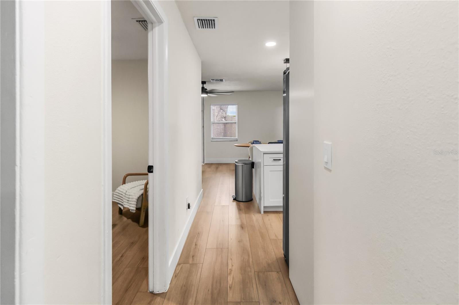 3050 MEADOW LAKE AVE — photo 15