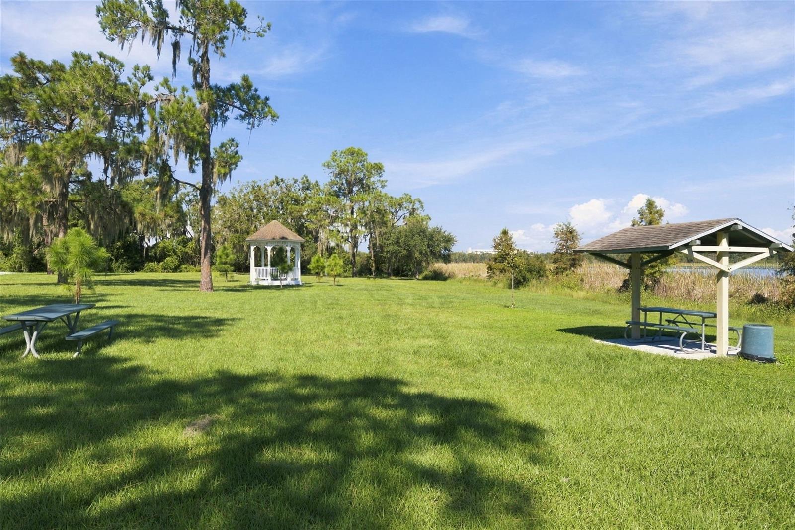 16136 FOXFIRE DR — photo 36