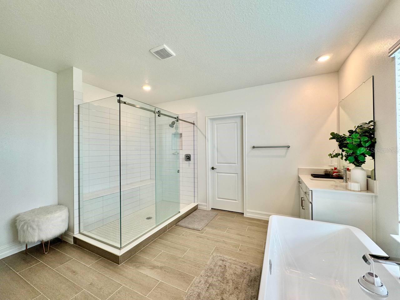 10145 EAGLECREEK LOOP — photo 44