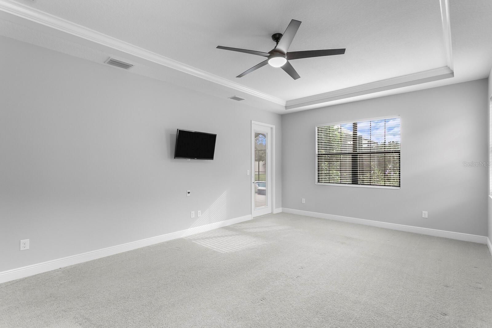 821 FLORESTA ST — photo 30