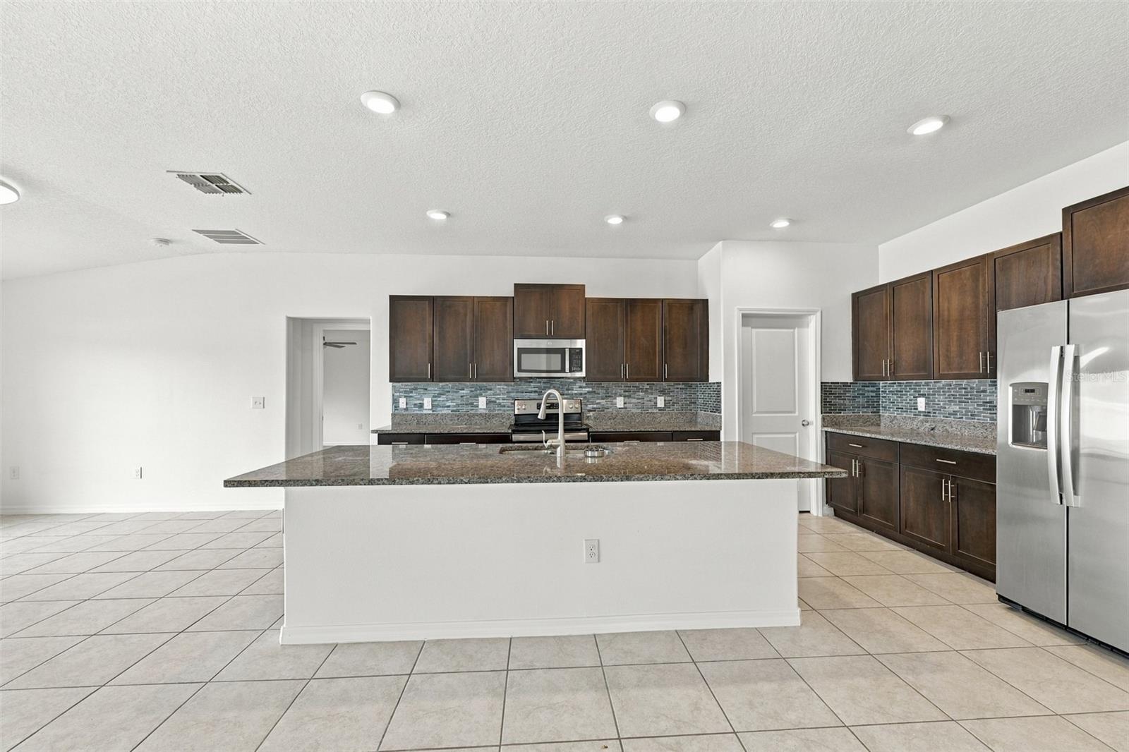 16681 CARLTON POND ST — photo 6
