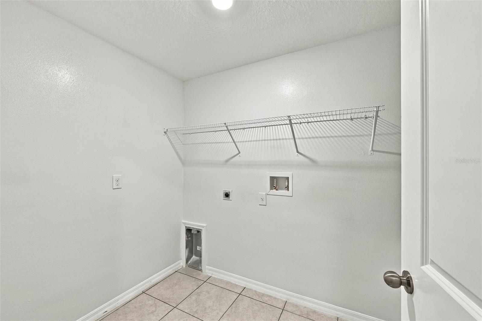 16681 CARLTON POND ST — photo 36