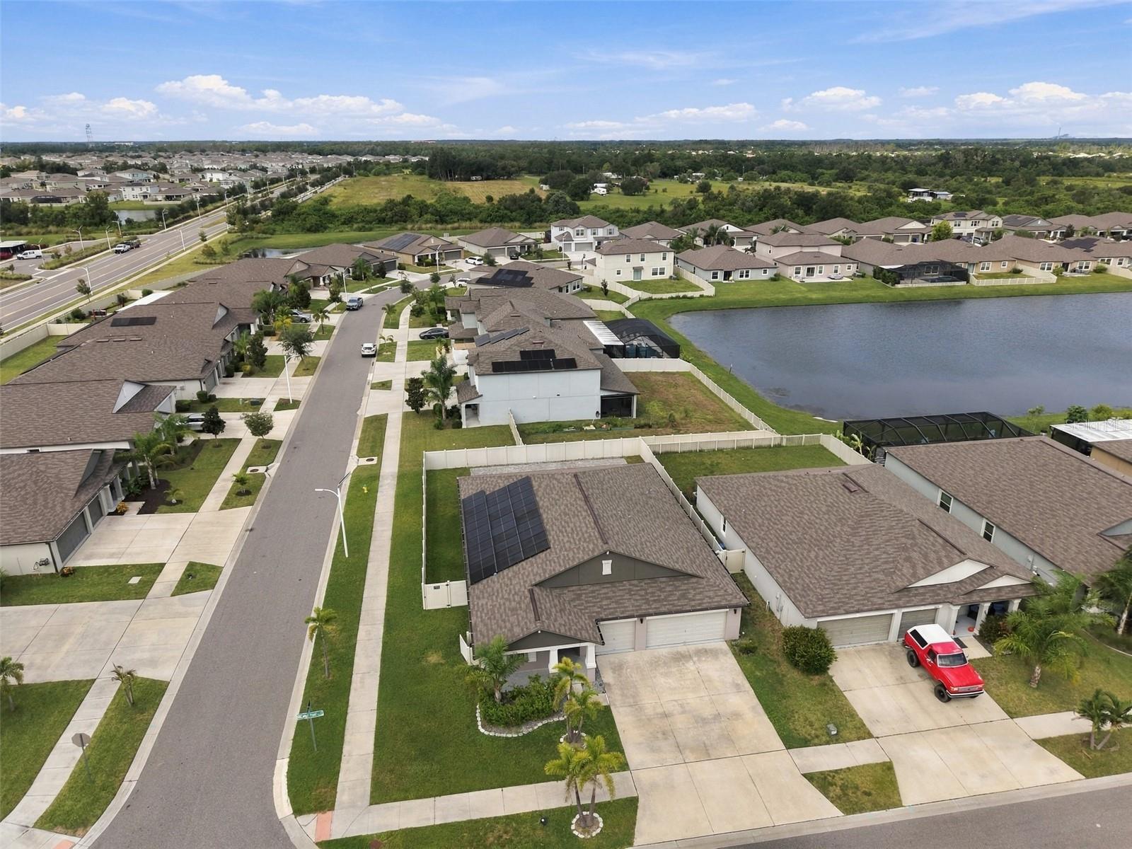 16681 CARLTON POND ST — photo 46