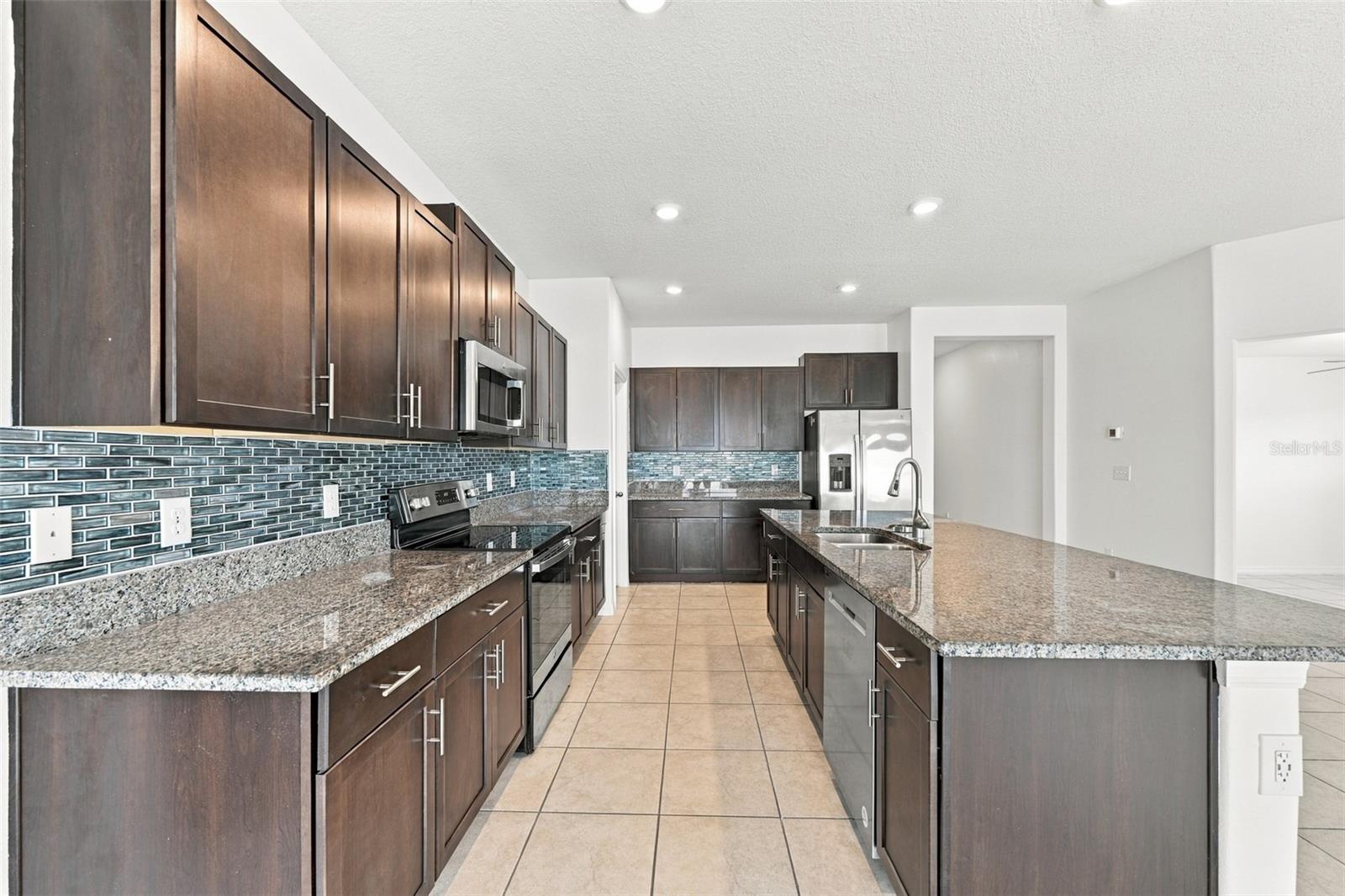 16681 CARLTON POND ST — photo 8