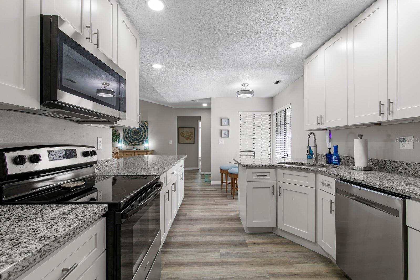 3189 PINE FOREST CT — photo 8