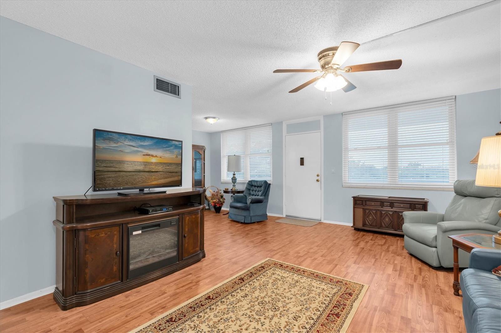4715 BAY ST NE #330 — photo 8
