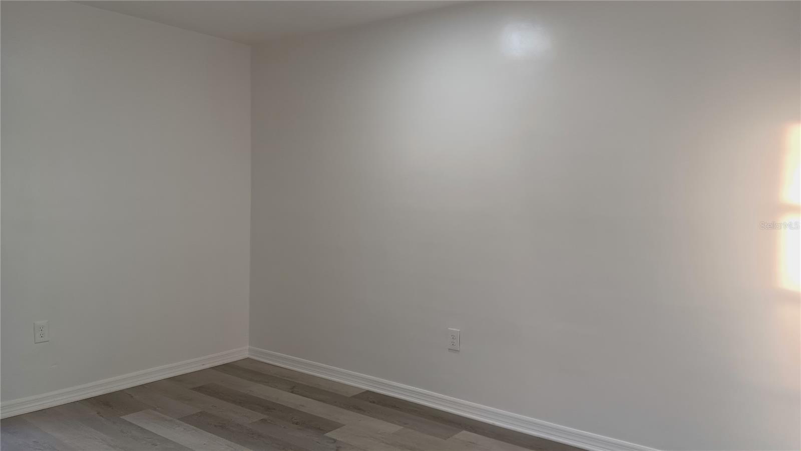 885 BELTREES ST #4 — photo 5