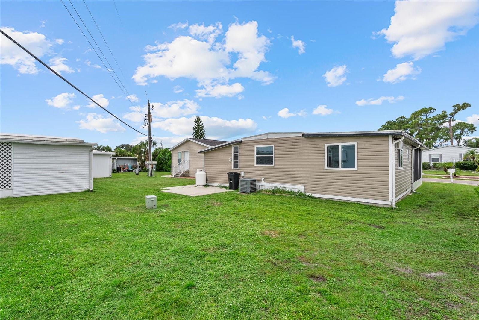 225 BLACKBURN BLVD — photo 16