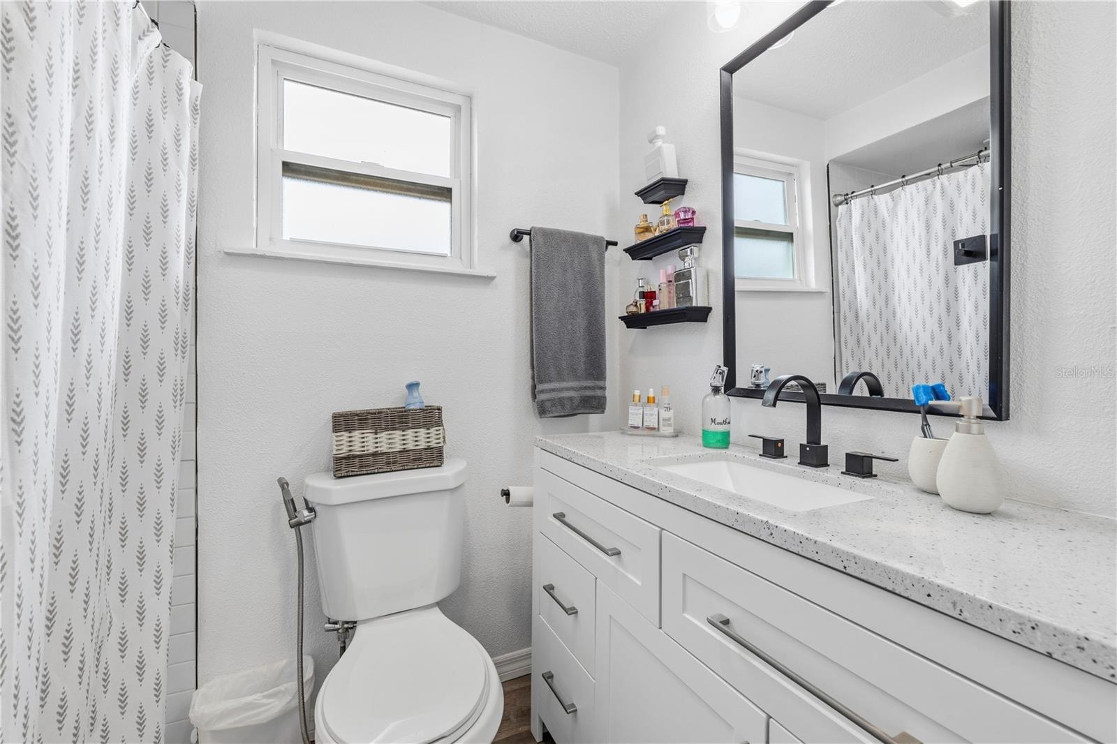 1468 DRUID RD E — photo 25