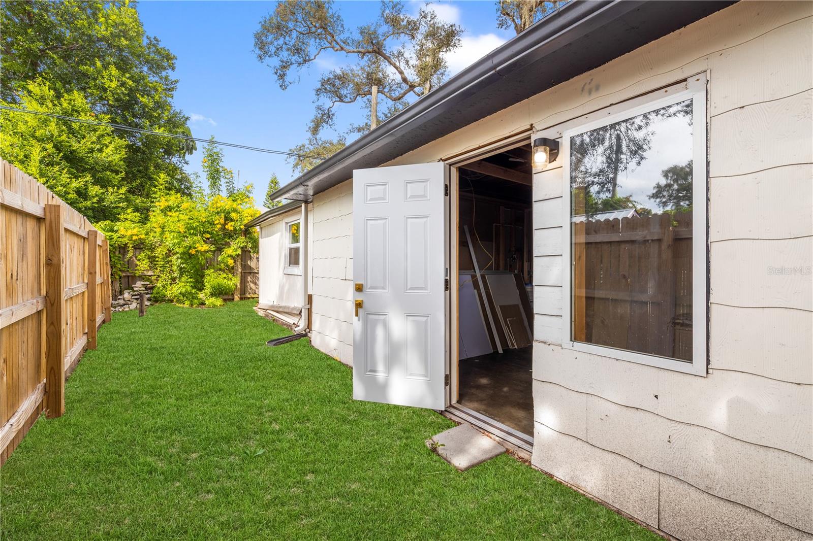 1468 DRUID RD E — photo 40