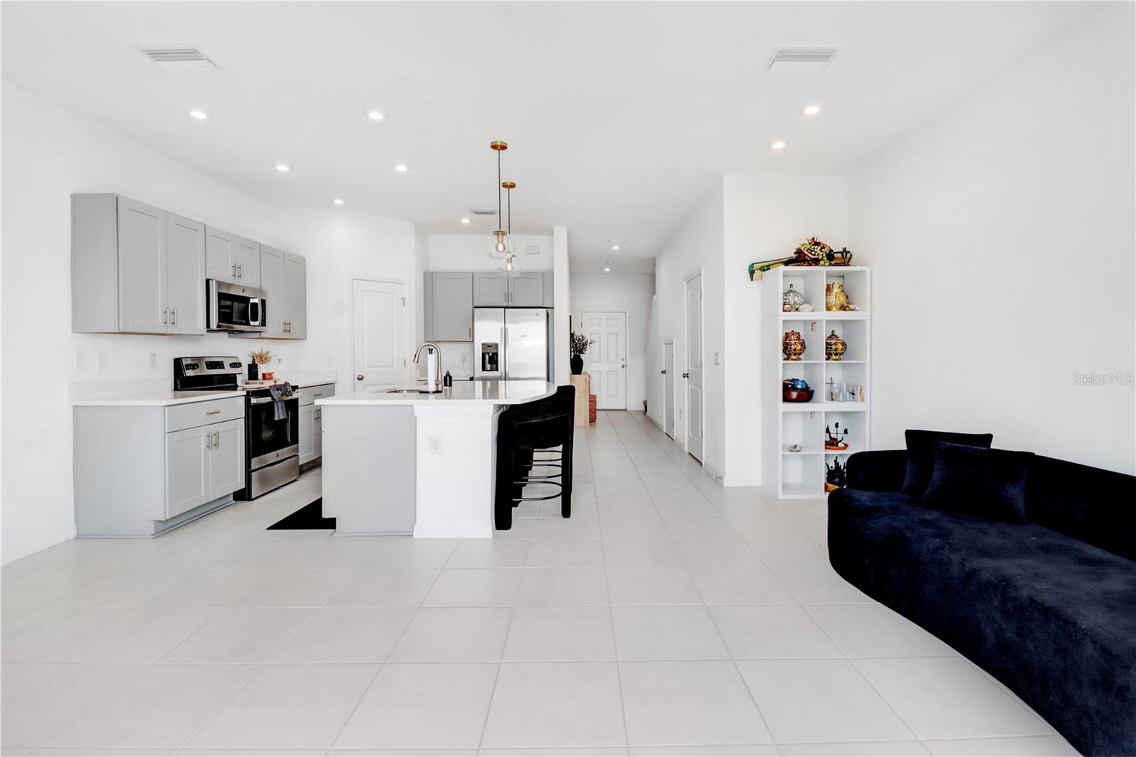 2301 ALEE LN — photo 8