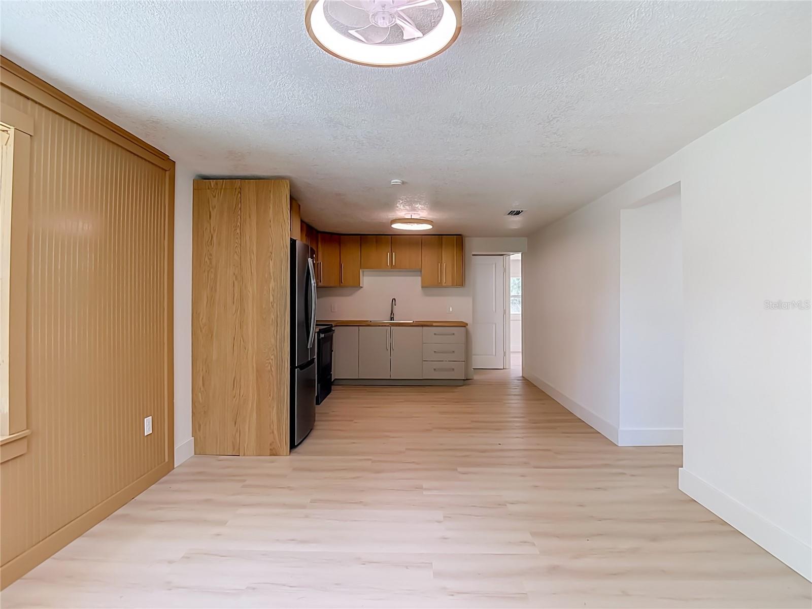 7706 E 25TH AVE — photo 14
