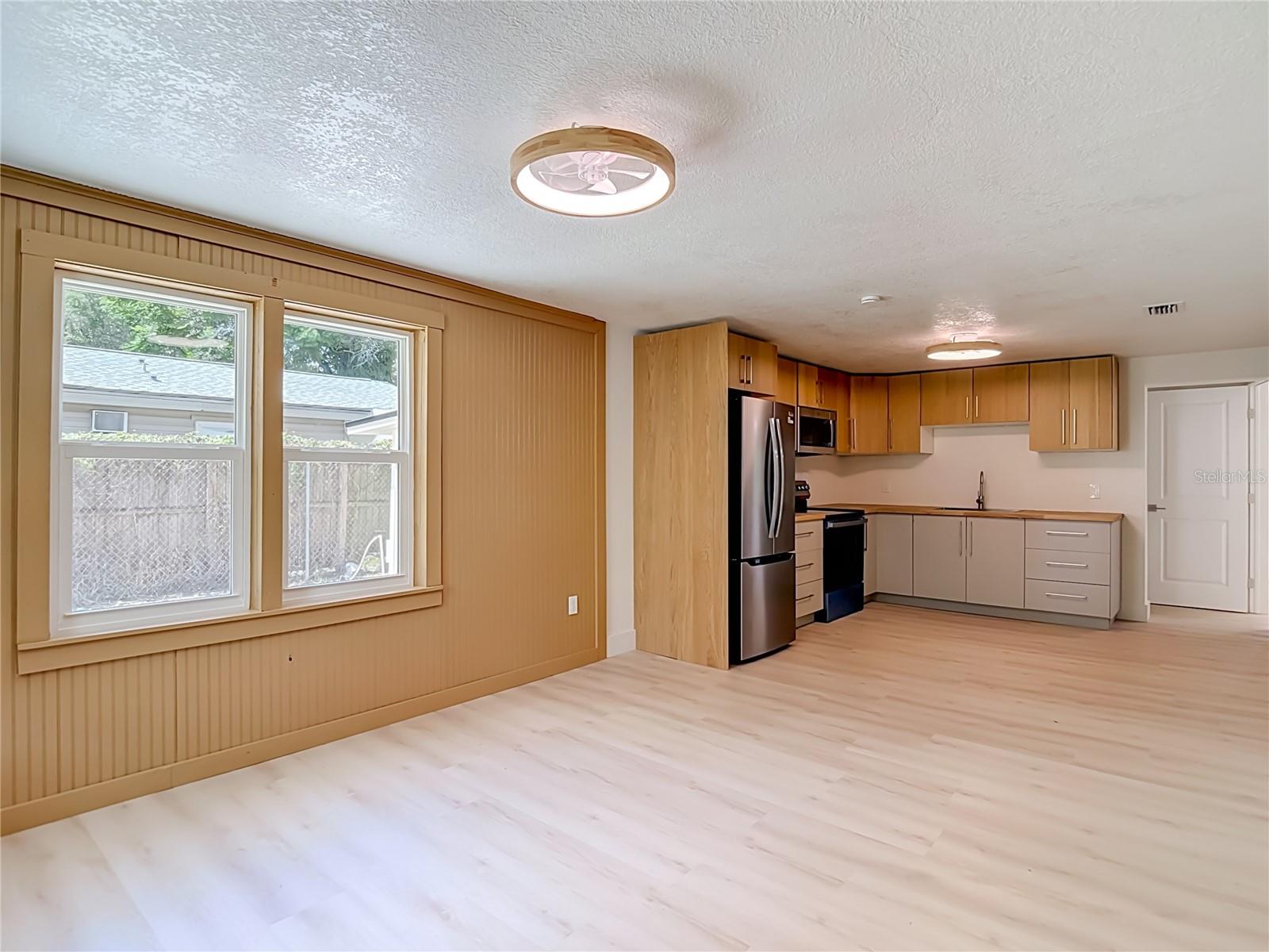7706 E 25TH AVE — photo 10