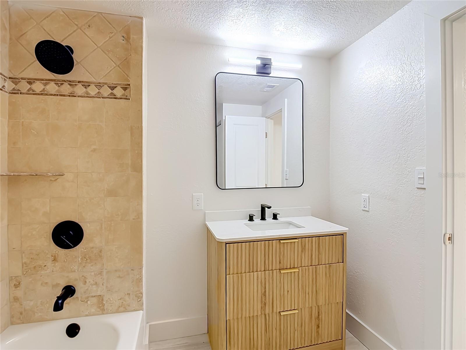 7706 E 25TH AVE — photo 38