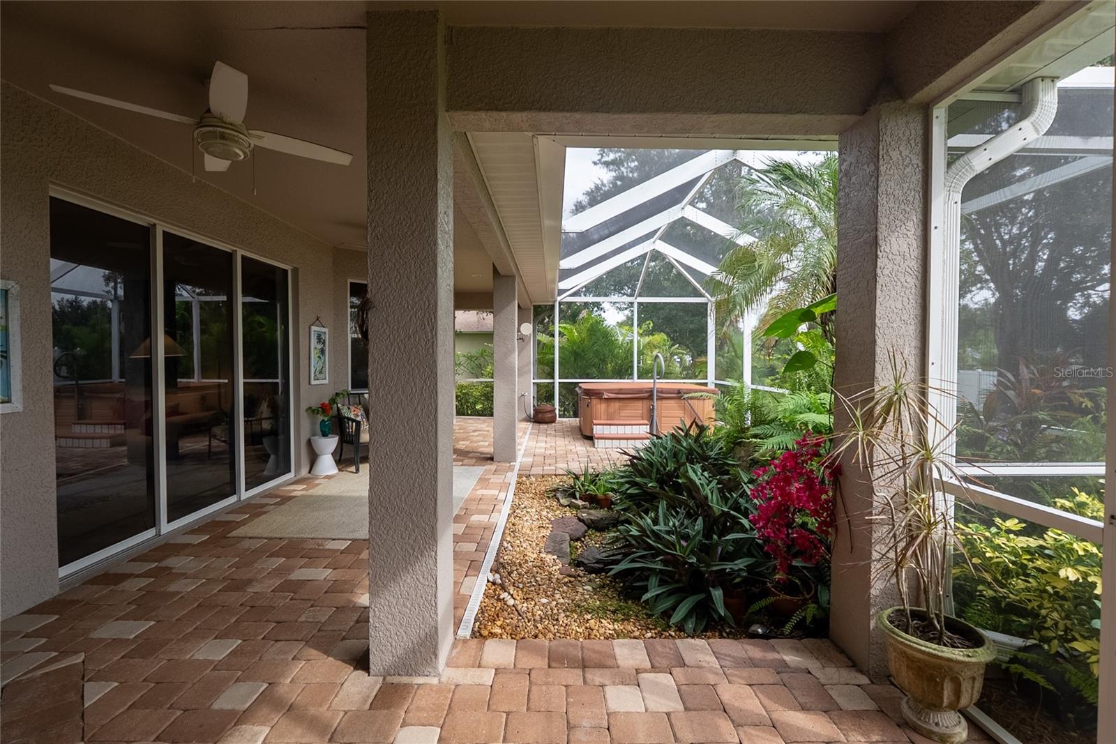 872 CLEAR LAKE DR — photo 46