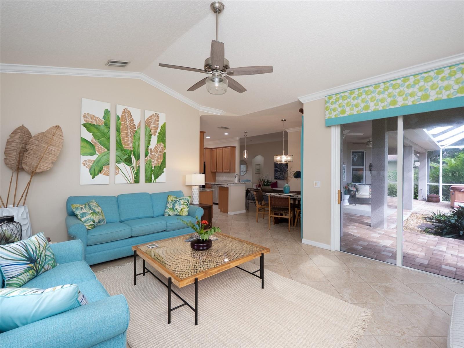 872 CLEAR LAKE DR — photo 22