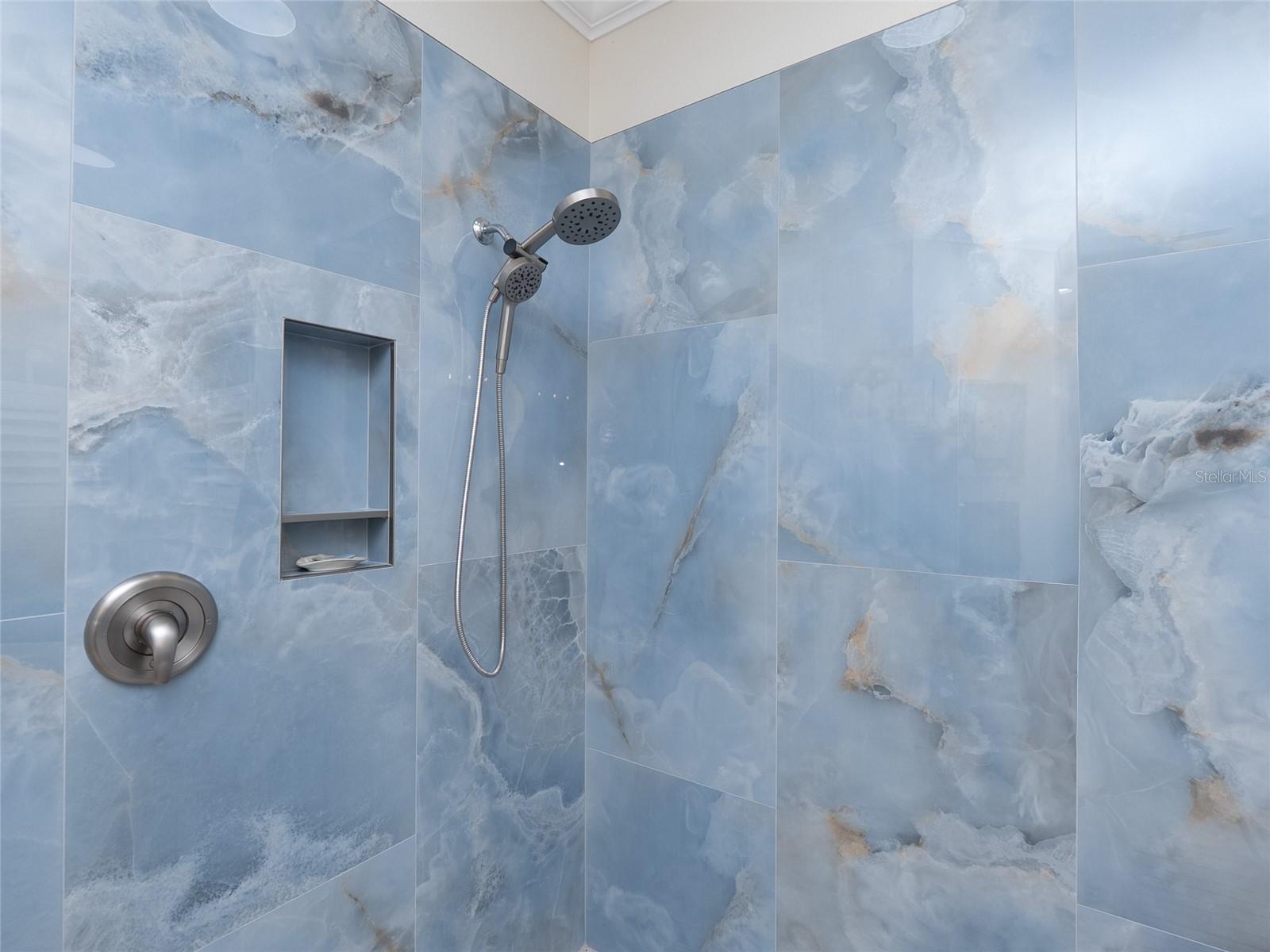 872 CLEAR LAKE DR — photo 37