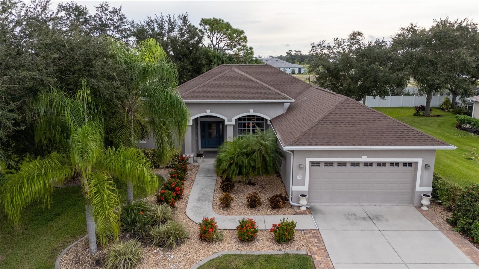 872 CLEAR LAKE DR — photo 2