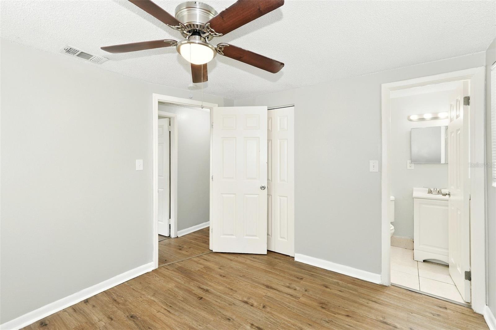3011 STAR ST — photo 11