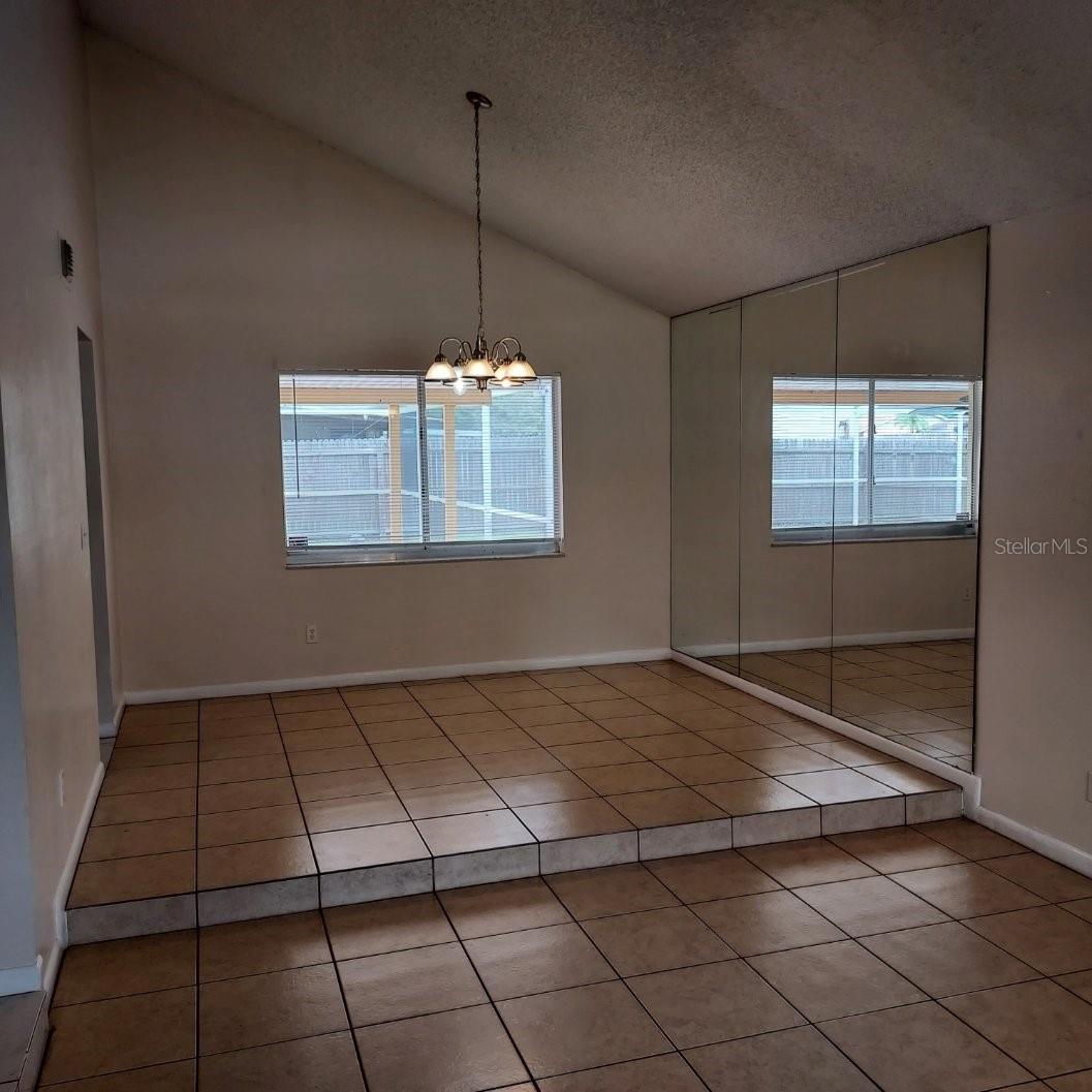 5205 DUBLIN PL — photo 4